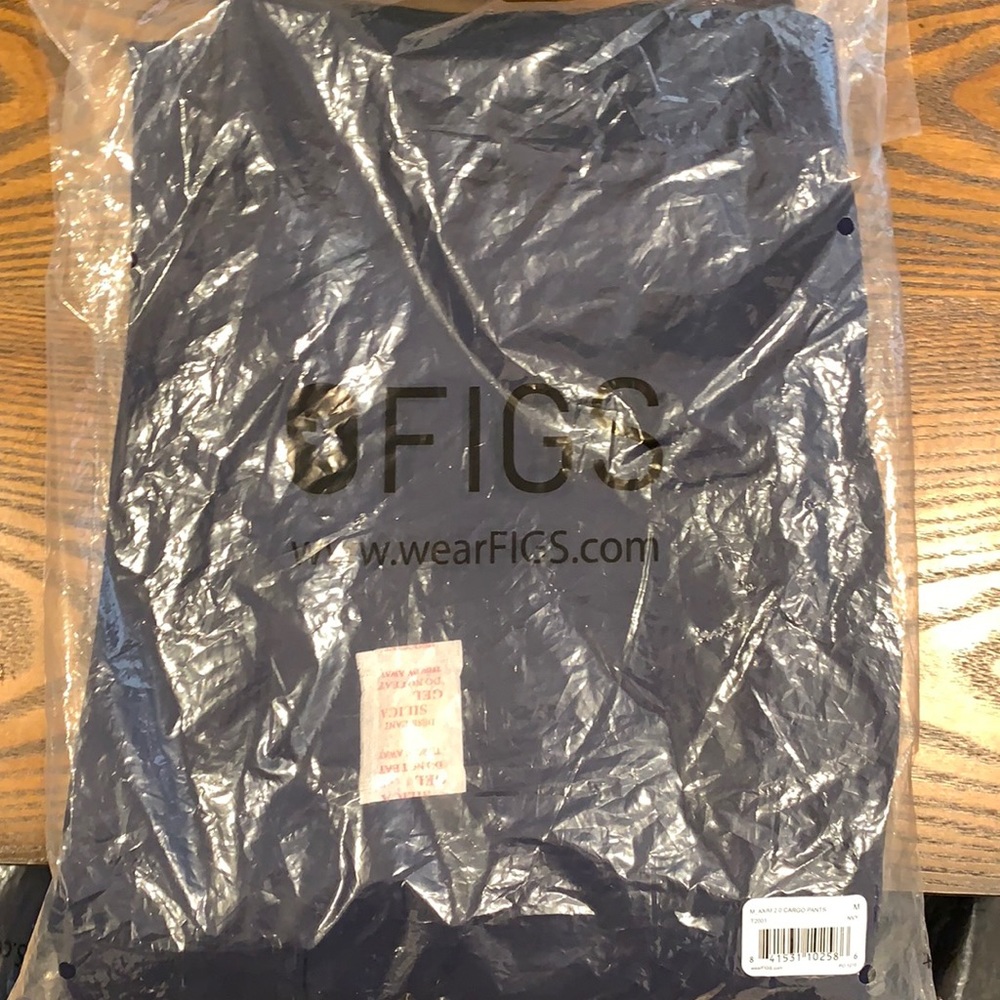Figs men’s scrub pants